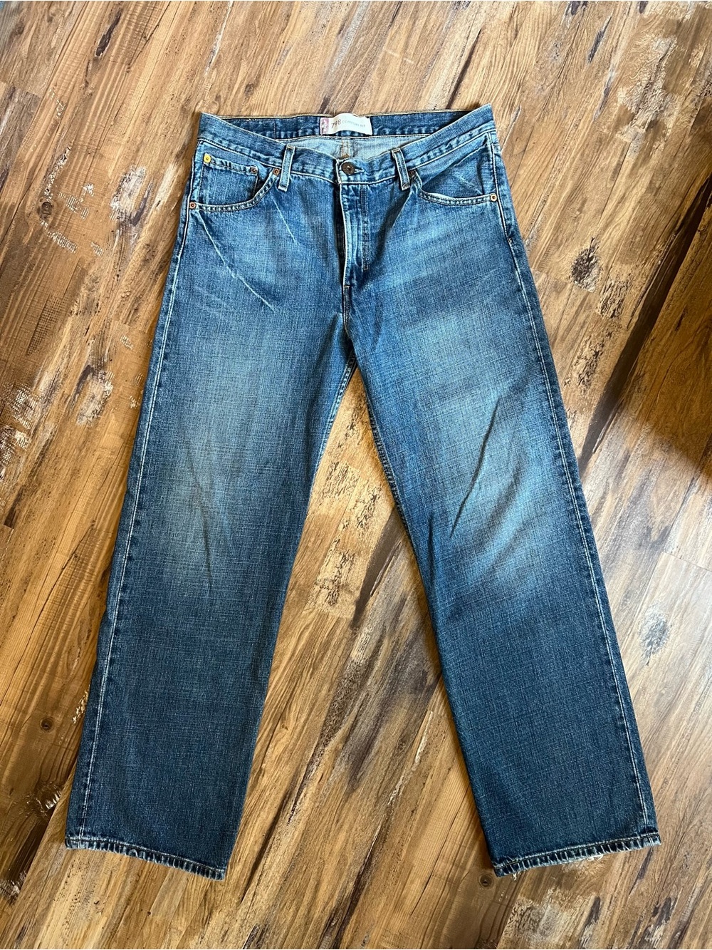 Mens Levi's 798 Comfort Fit Blue Jeans, Size 34 waist, 32 length